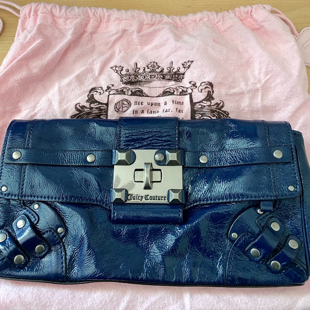 Juicy couture clutch